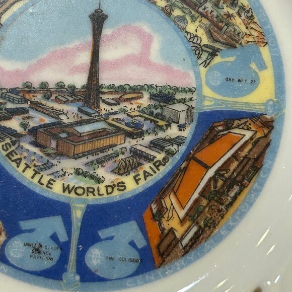 Seattle World's Fair Small Ceramic Souvenir Plate - Picture 7 of 12